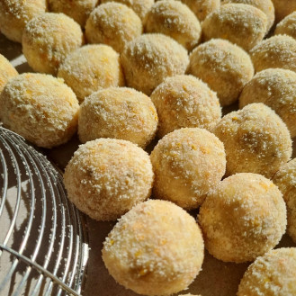 „Bee bites“ energetinis užkandis (migdolinis)